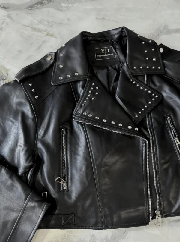 Campera Eco Cuero con Tachas