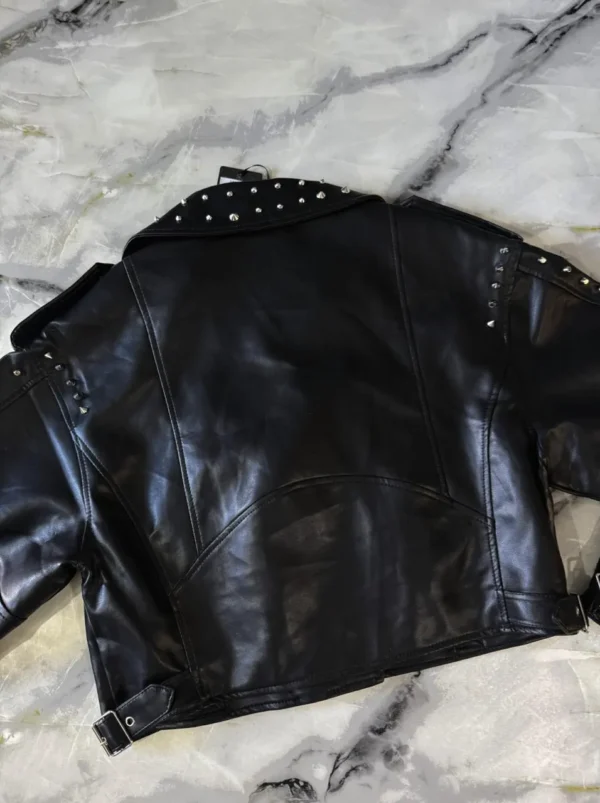 Campera Eco Cuero con Tachas