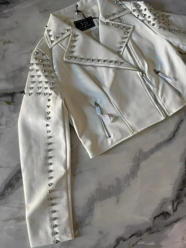 Campera Eco Cuero con Tachas